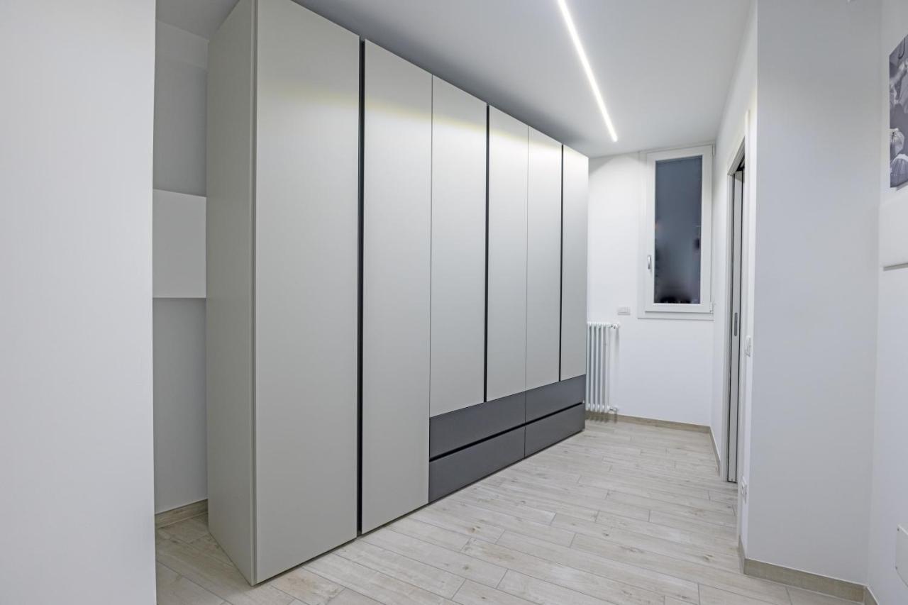 Ferienwohnung Loft La Sedia Rossa - Centro Storico Mailand Exterior foto